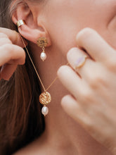 Load image into Gallery viewer, "Dune" Necklace