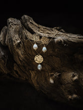 Load image into Gallery viewer, "Dune" Earrings