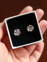 Load image into Gallery viewer, Silver Sakura Flower Earrings M