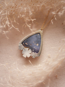 Nymphéas Necklace 1 with Starry Sky Agate