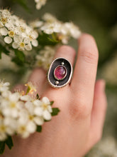Load image into Gallery viewer, Shadowbox Ring With Tourmaline Size 9