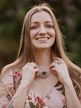 Load image into Gallery viewer, PAPILIO Necklace with Moss Agate