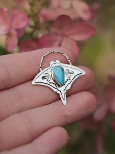 #5 Graceful Guardian - Manta Ray Tourquoise Necklace