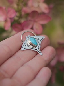 #5 Graceful Guardian - Manta Ray Tourquoise Necklace