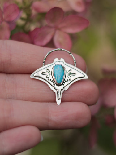 #5 Graceful Guardian - Manta Ray Tourquoise Necklace