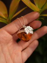 Load image into Gallery viewer, Maple Heart Necklace With Baltic Amber