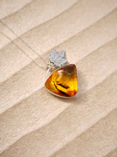 Load image into Gallery viewer, Maple Heart Necklace With Baltic Amber